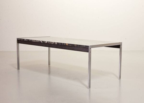 Table basse Kho Liangh en marbre noir et acier brossé par Artifort, années 1960