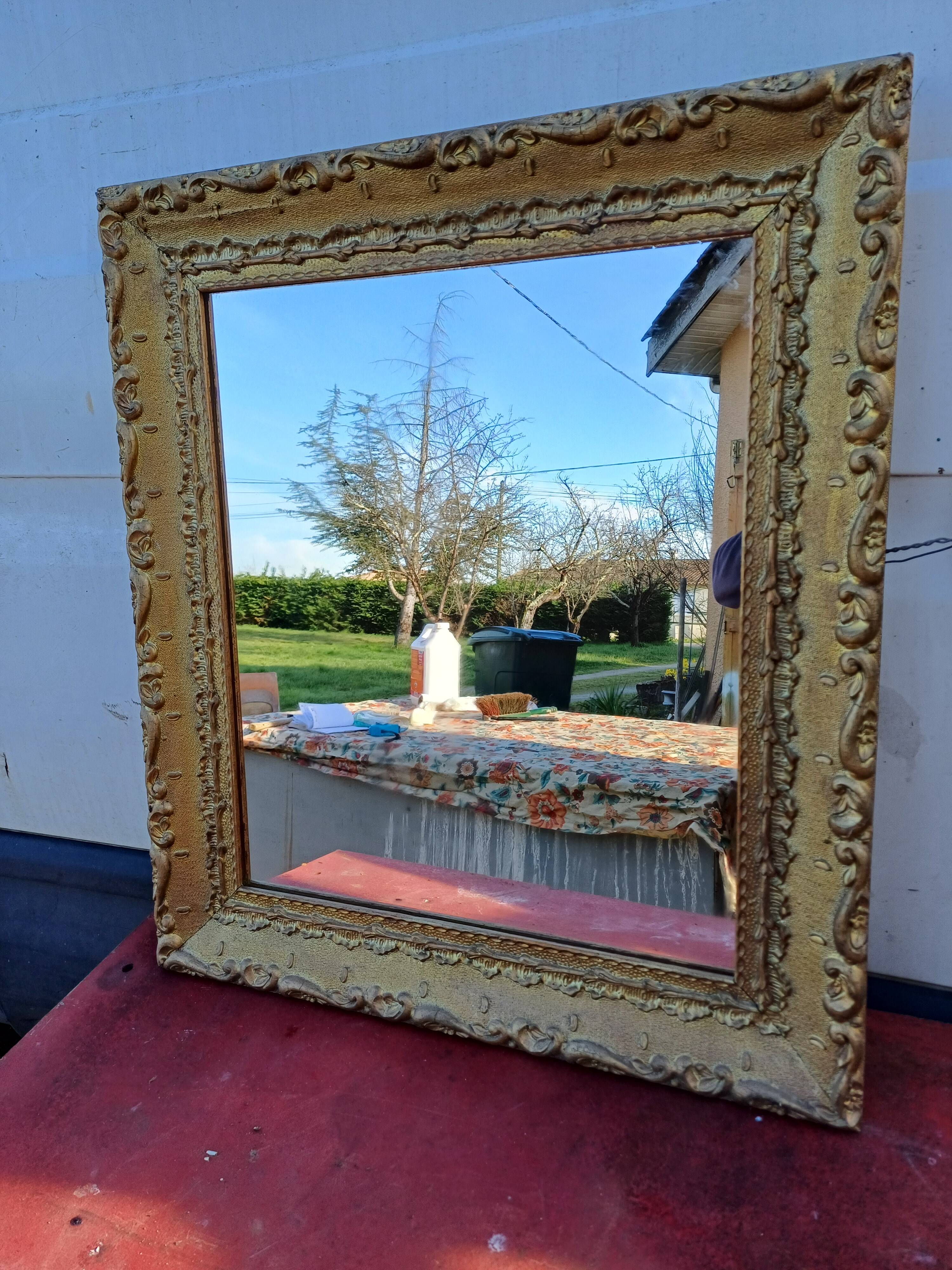 Mirror Wood and gilded Stuk