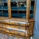 Antique Dutch display cabinet 18th century.