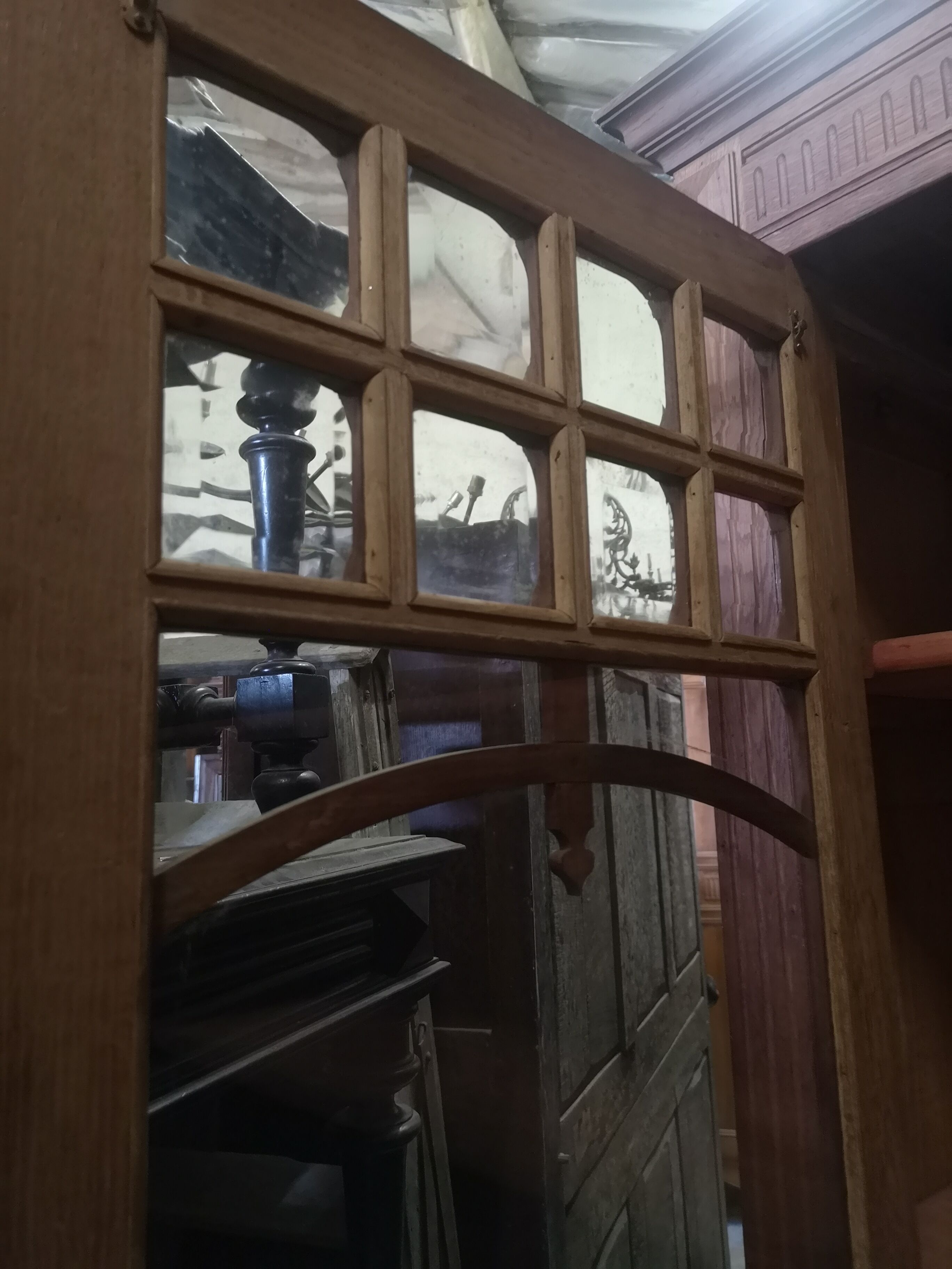 Bibliothèque vitrine années 1930