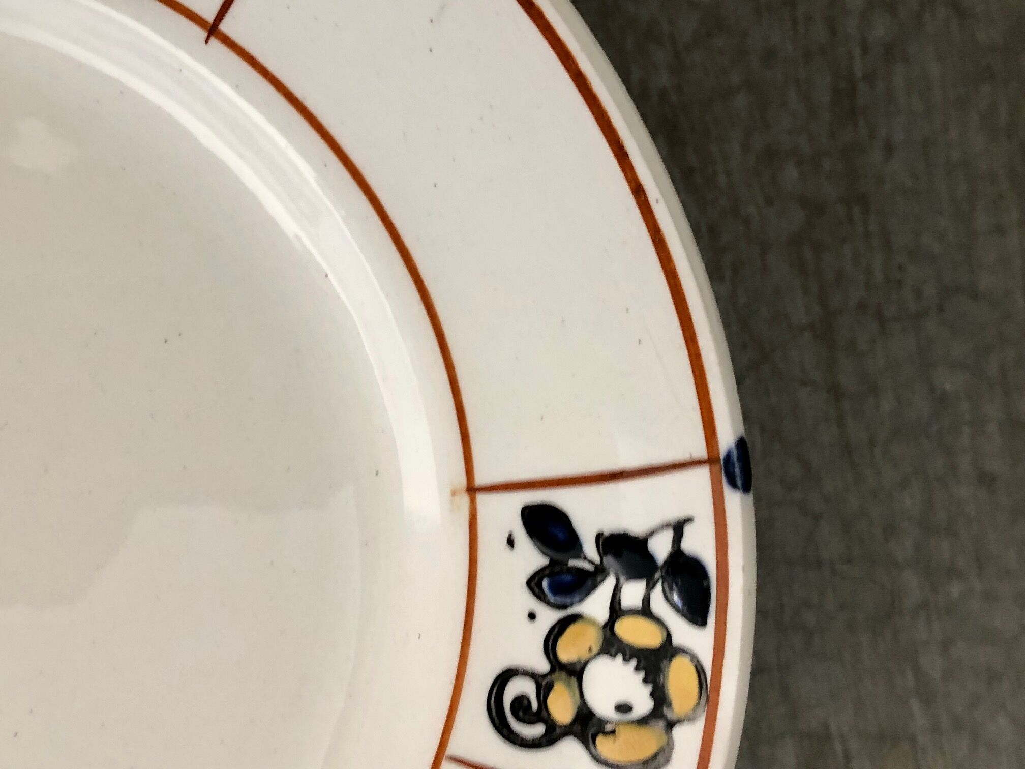 5 Terre de Fer dessert plates Salins Charbonnier