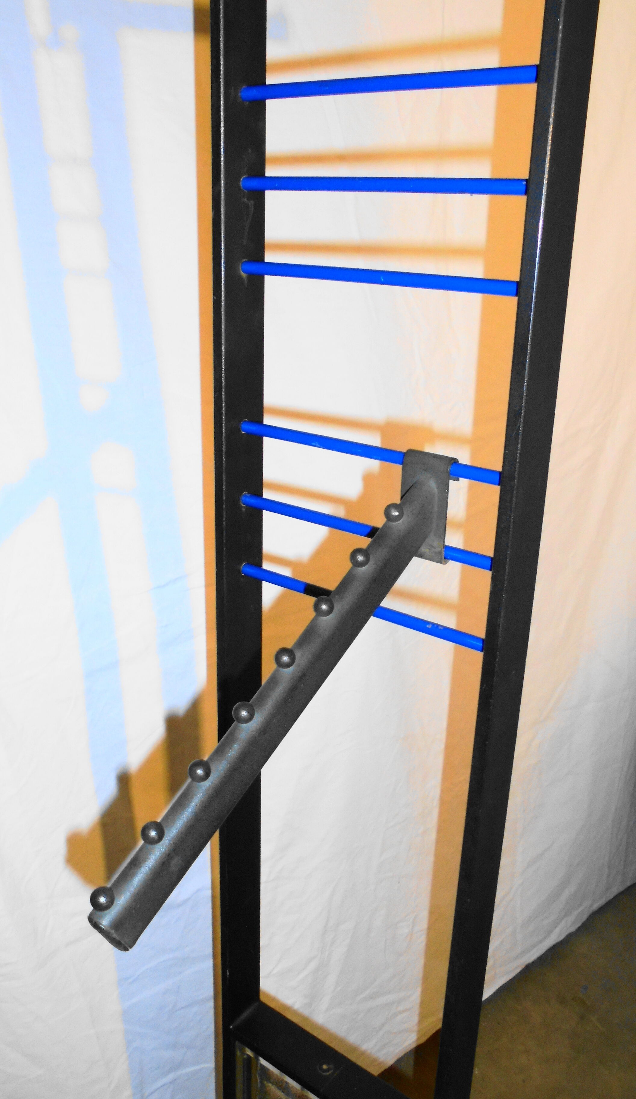 Vintage "Memphis Group" Room Valet of the 80s