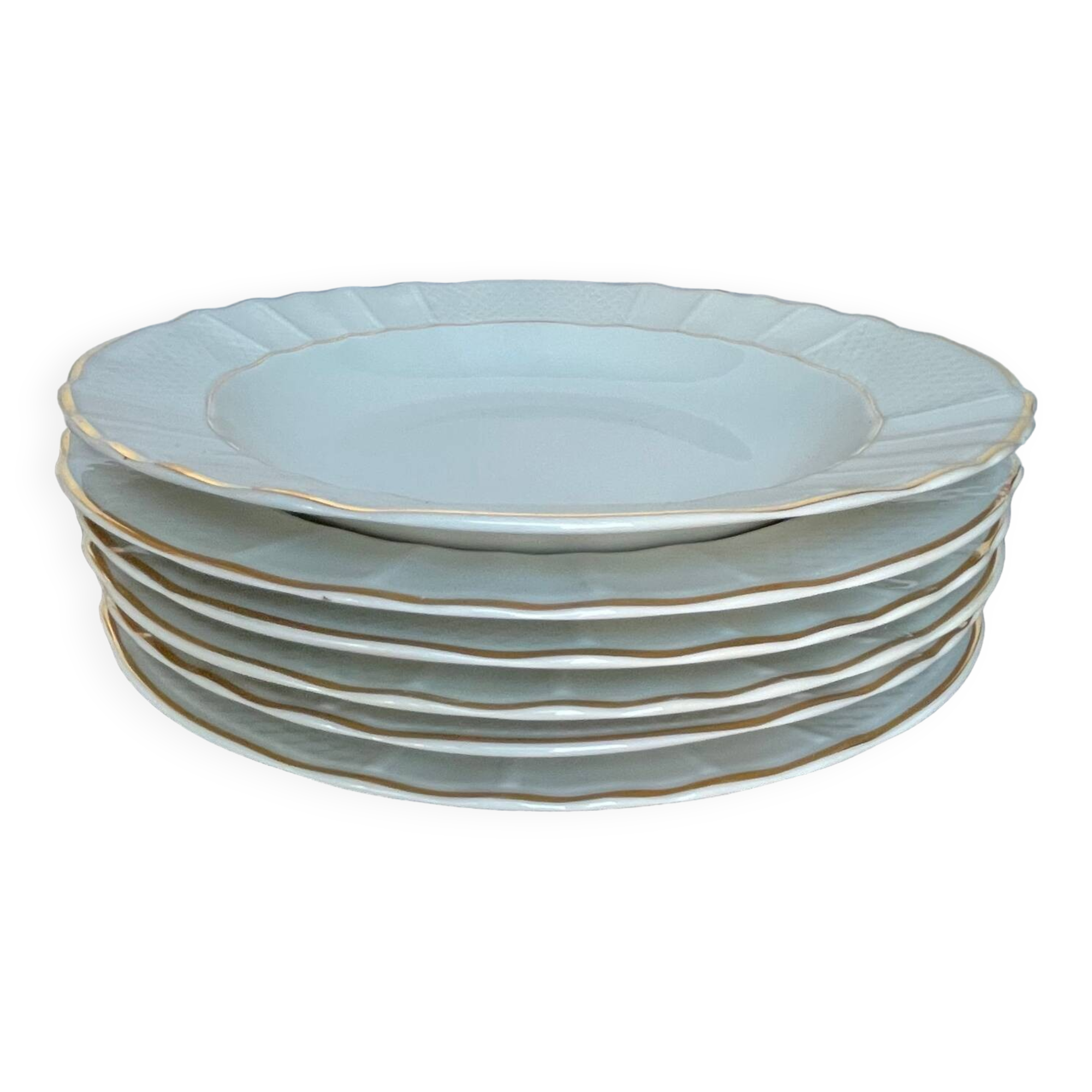 6 white porcelain plates