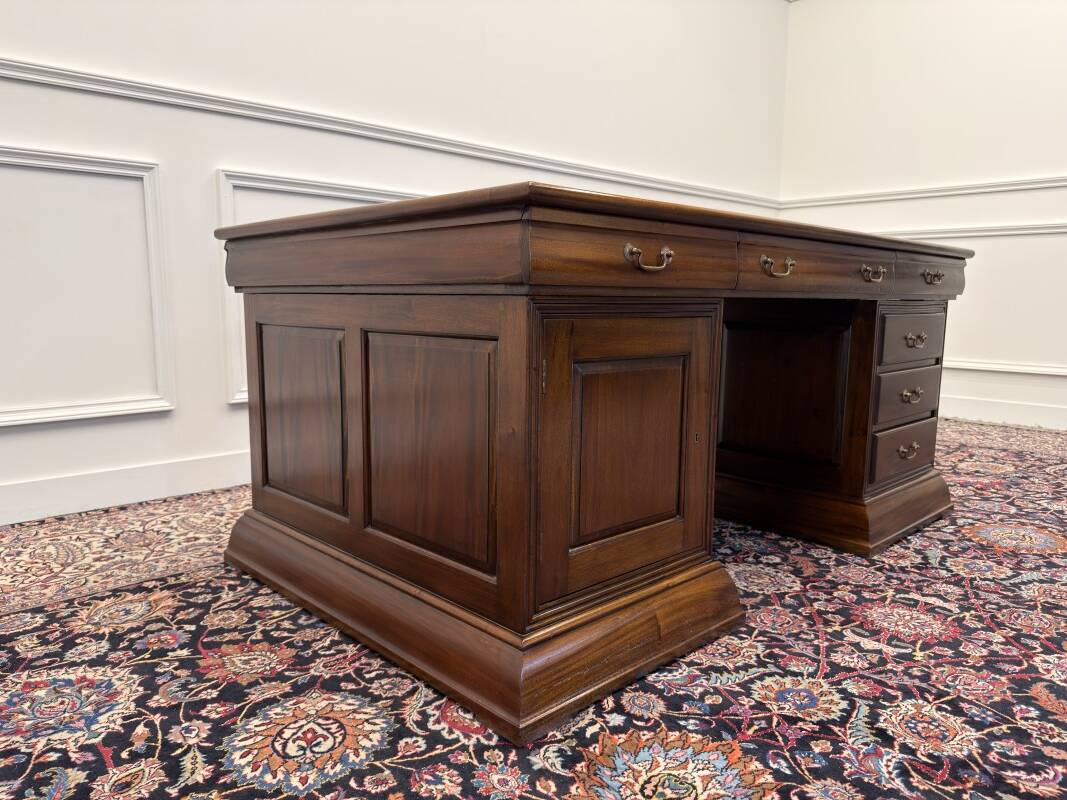 Large English Desk Partnerdesk