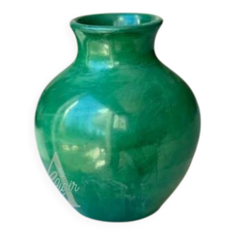 Azru matte artisanal vase