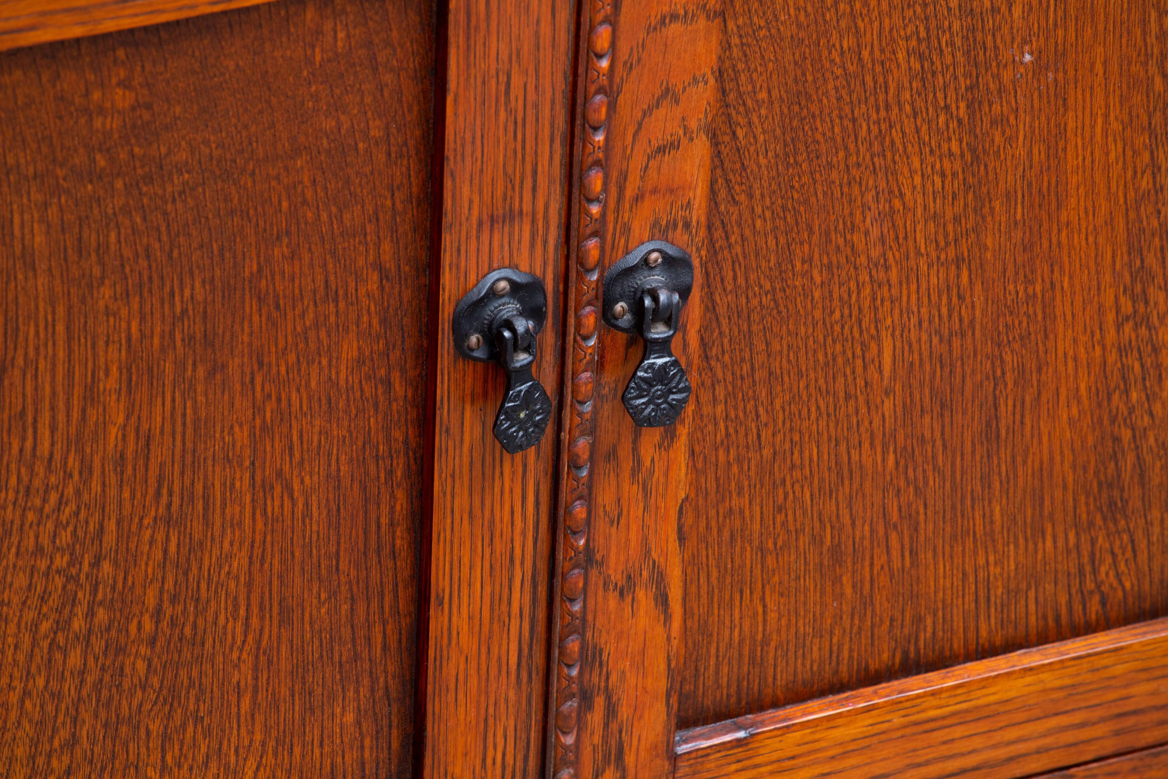 Vintage parisian buffet 1960