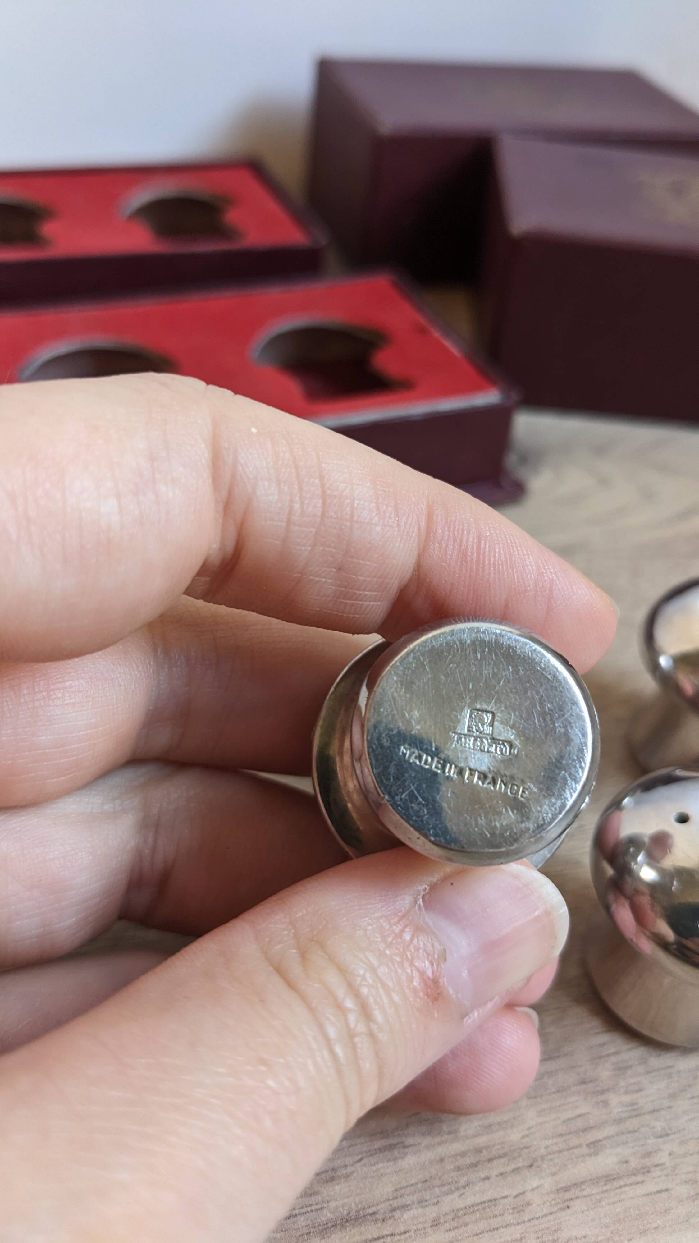 Silver salt and pepper shakers - Saint Médard