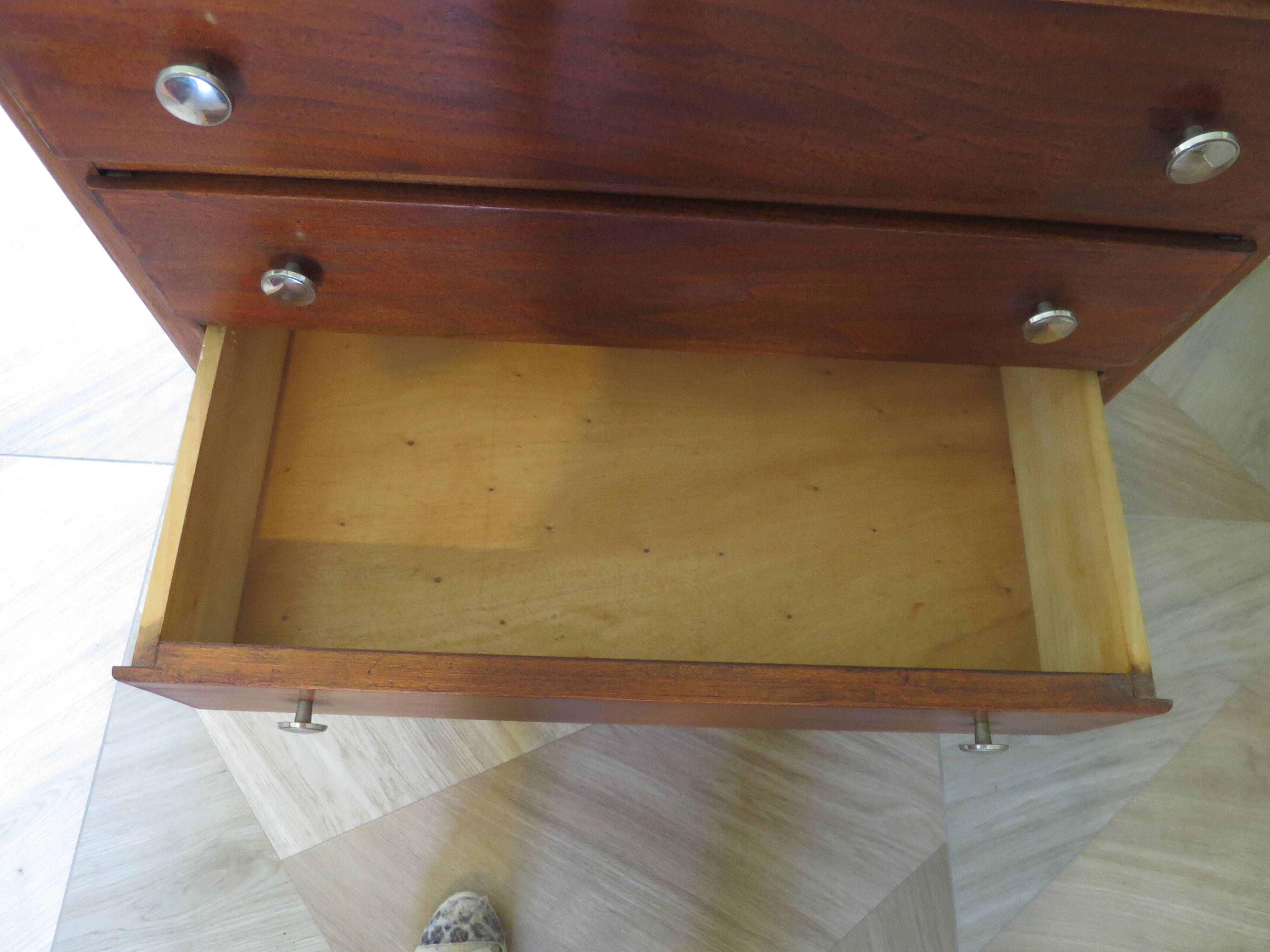 Rare - belle commode art déco 4 tiroirs - années 60 - Patine noyer - Pieds moustache
