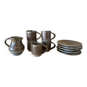 Set of 5 stoneware cups and saucers