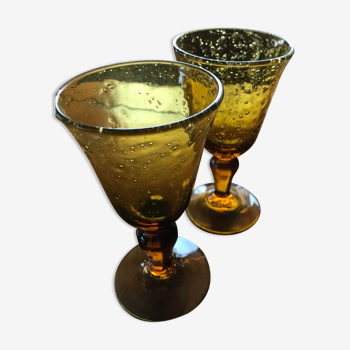 Set of two Biot glasses, standing