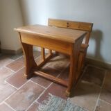 Child desk in solid pine 70s