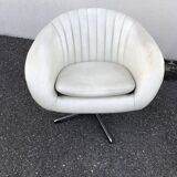 Vintage 70s white leatherette shell armchair