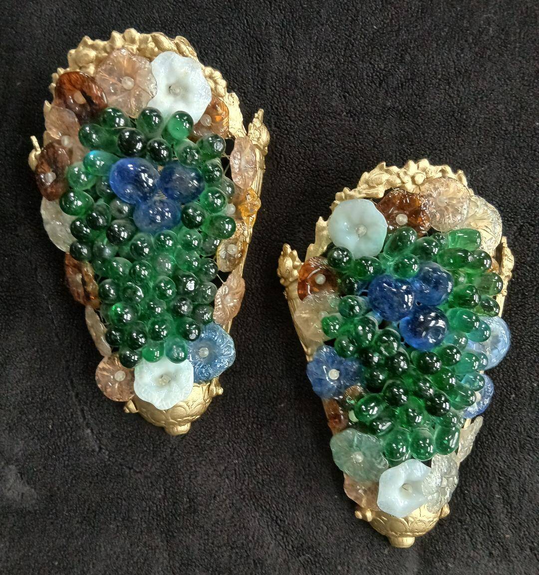 Murano wall sconces – coloured grape glass, bronze anemone