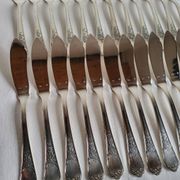 12 silver-plated metal fish cutlery pieces by Guildar, 24 pieces.