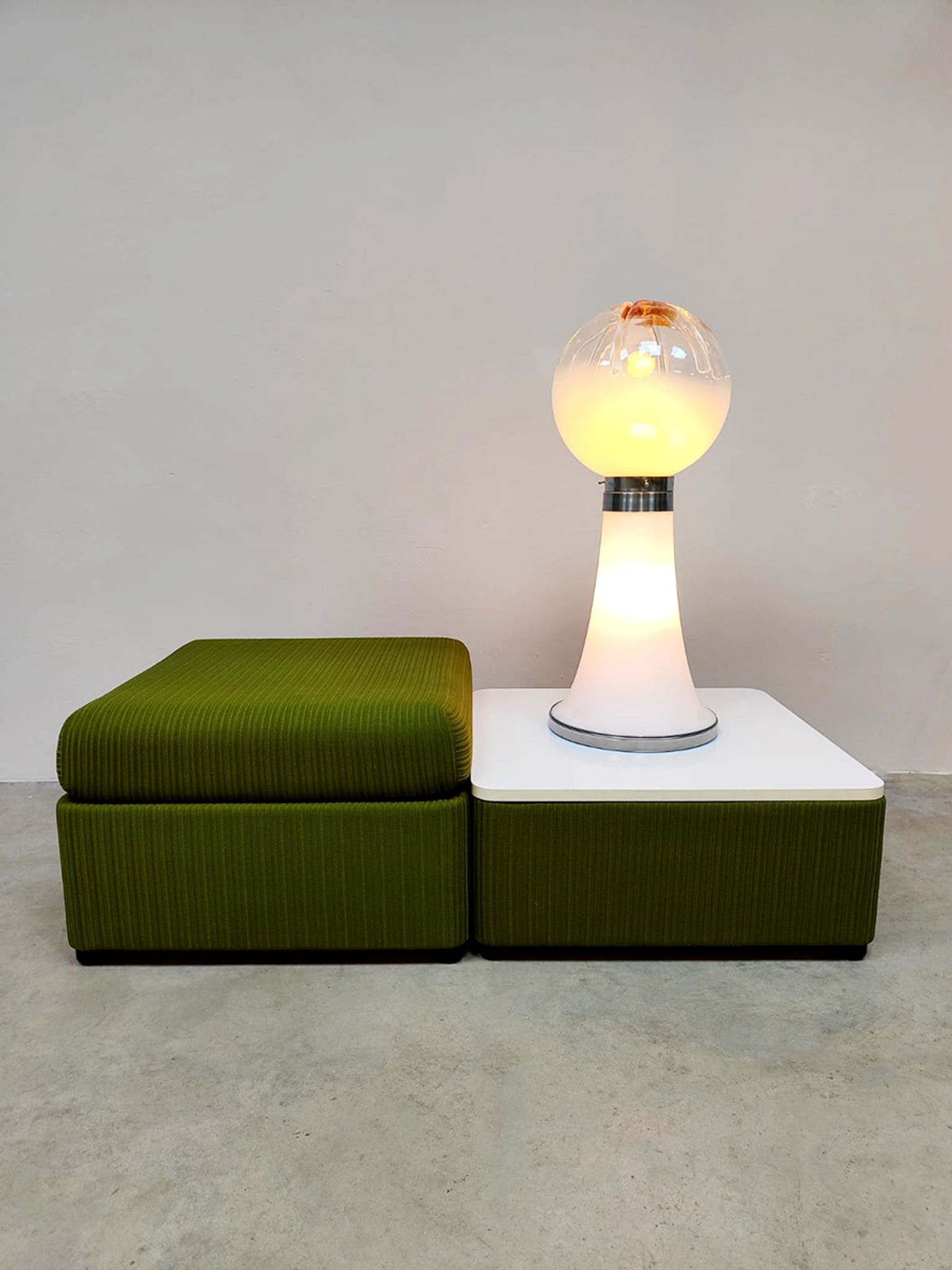 Vintage Italian design glass floor table lamp