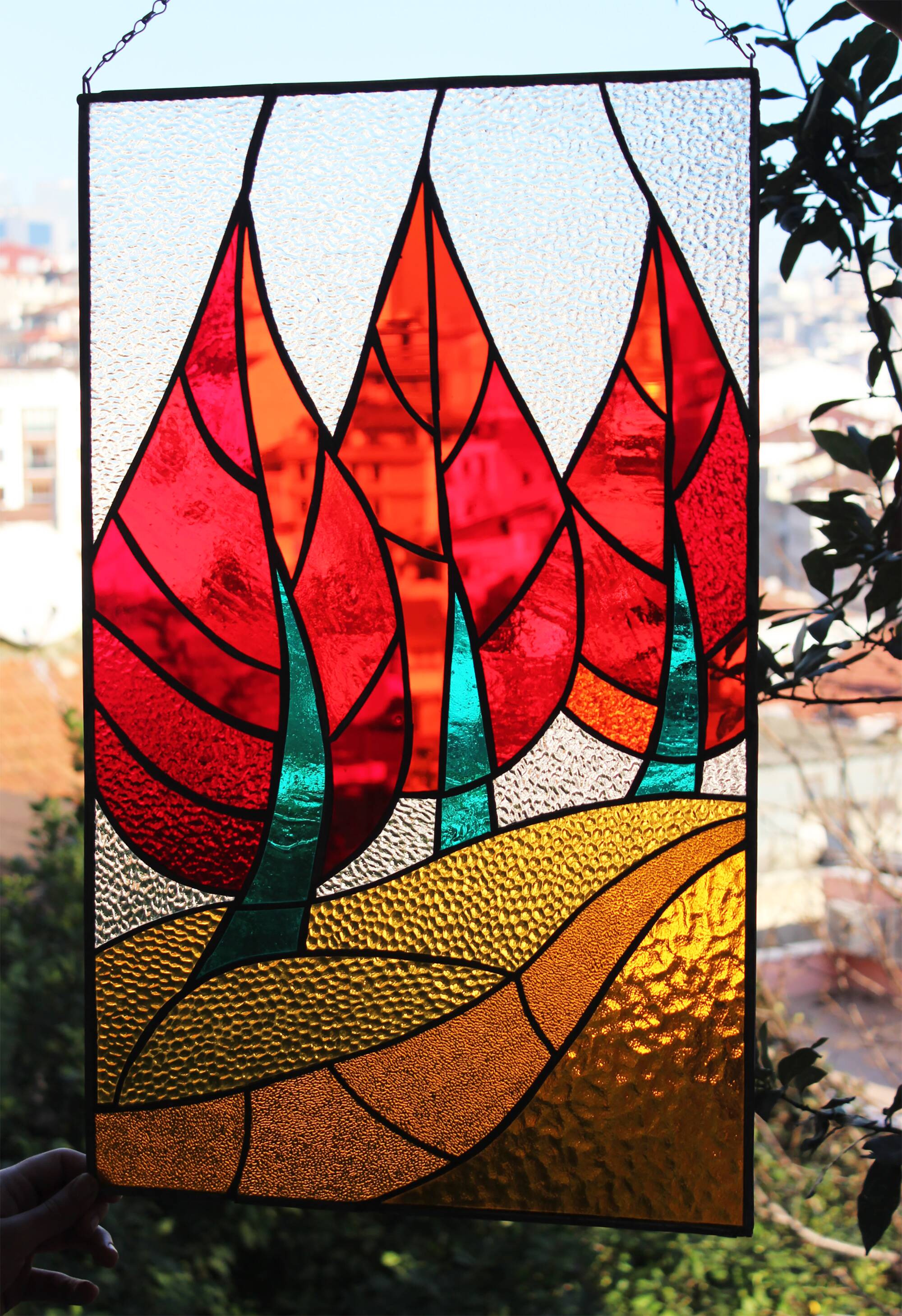 Vitrail décoratif Tulipes – Fleur stylisée en verre coloré, 41 × 68 cm