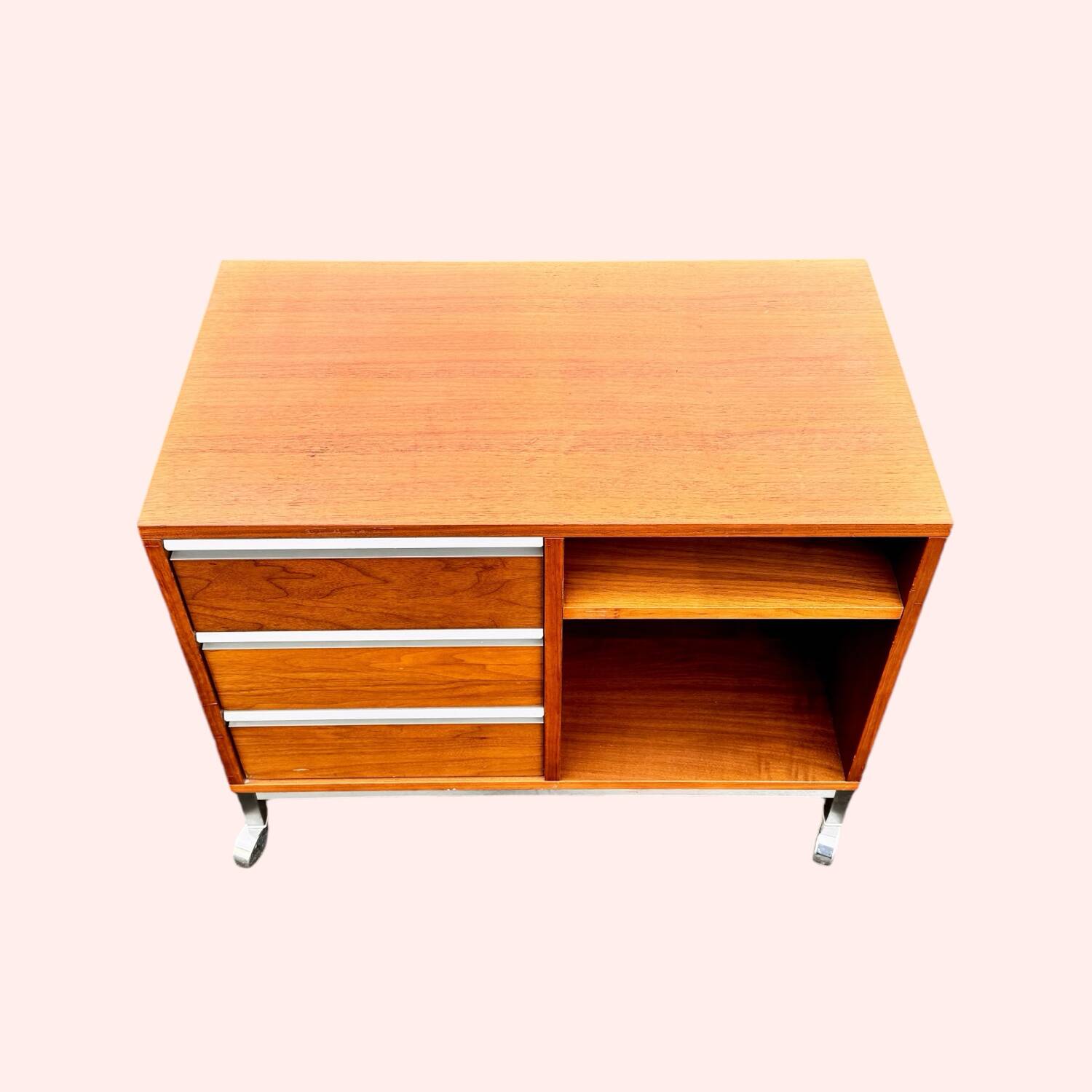 Vintage 70s design low cabinet