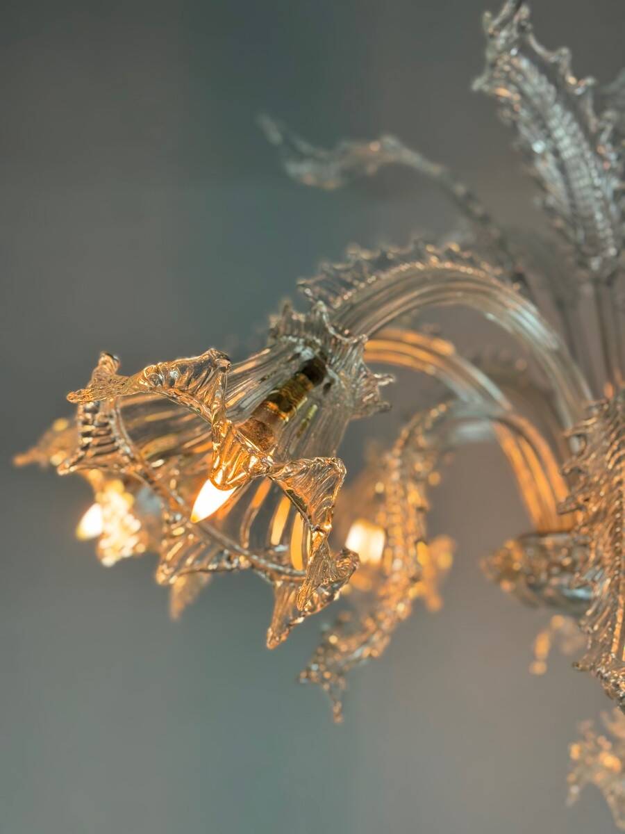 Venetian chandelier in colorless Murano glass, 7 light arms circa 1930