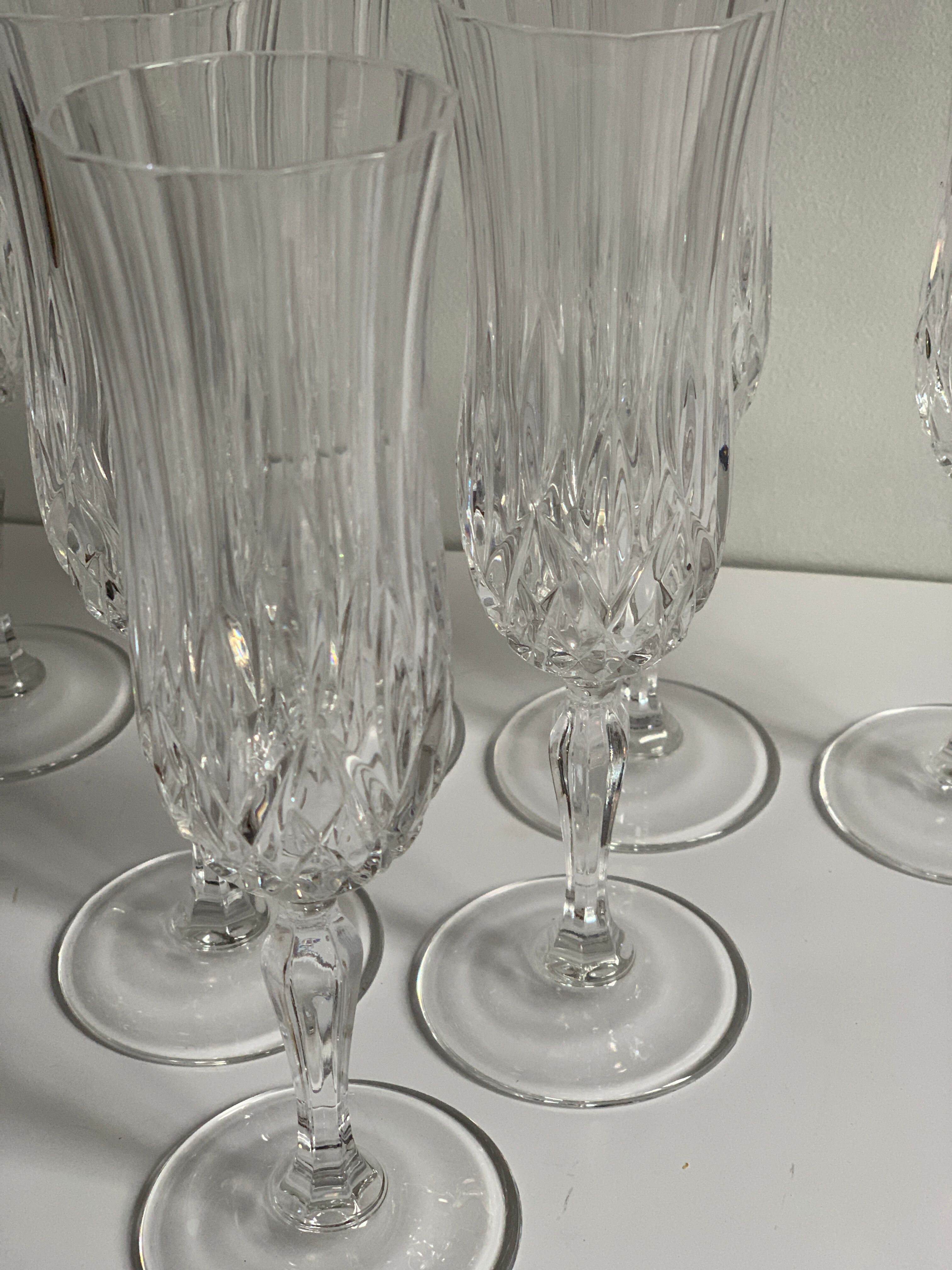 7 crystal champagne flutes
