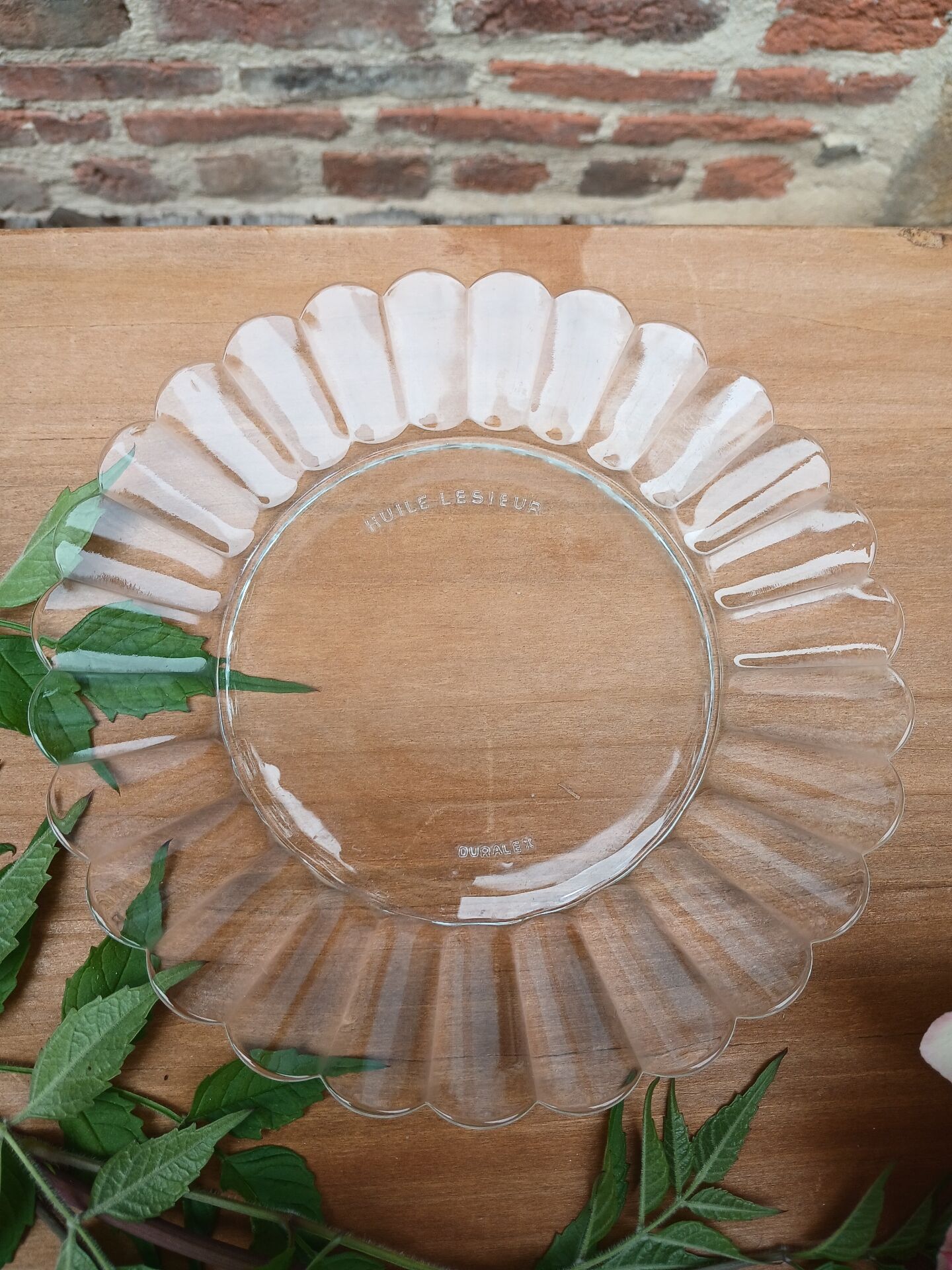 27 vintage Duralex dessert plates