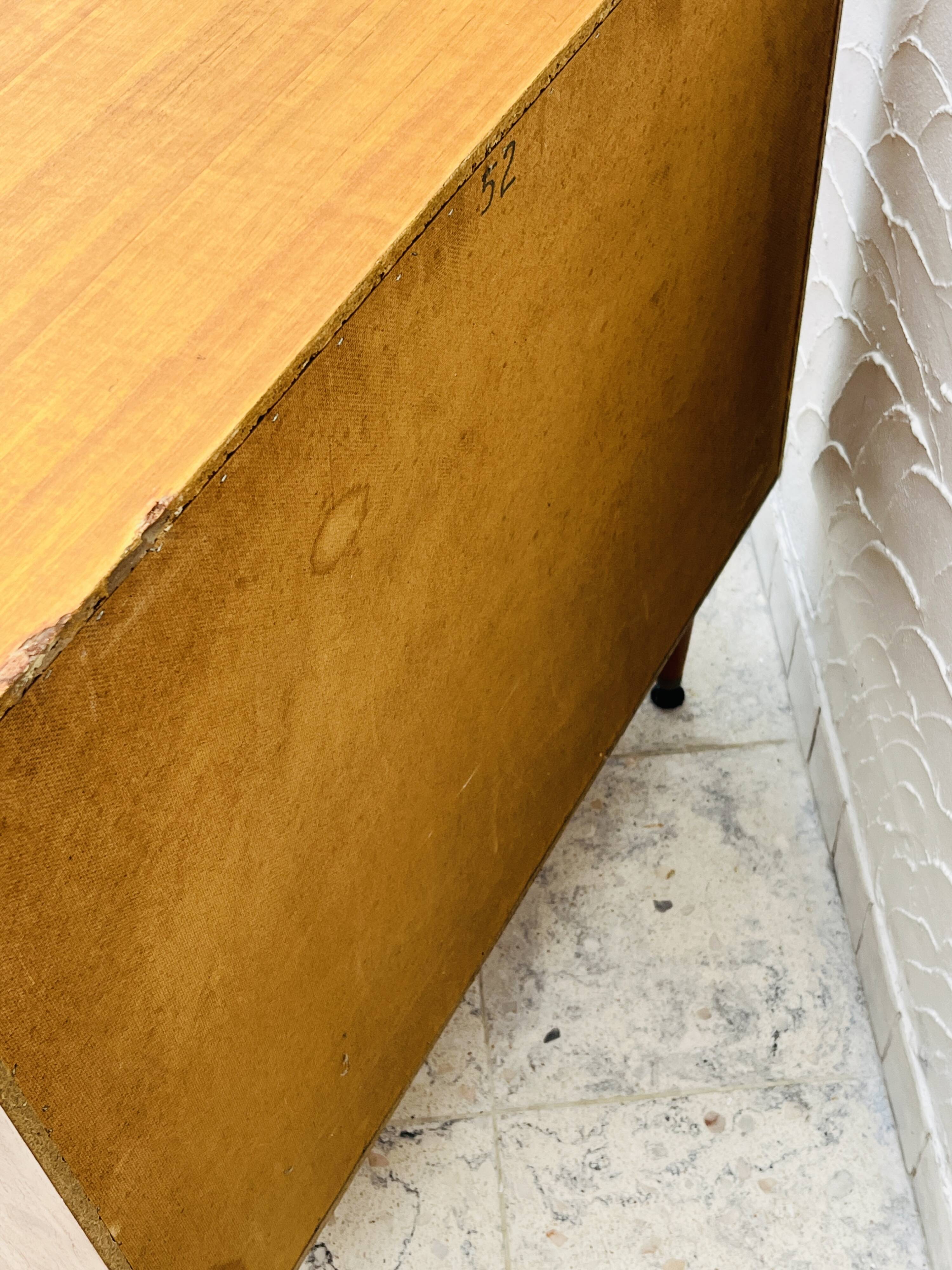 Vintage teak chest of drawers with 4 drawers from the 1960s in G-Plan style.