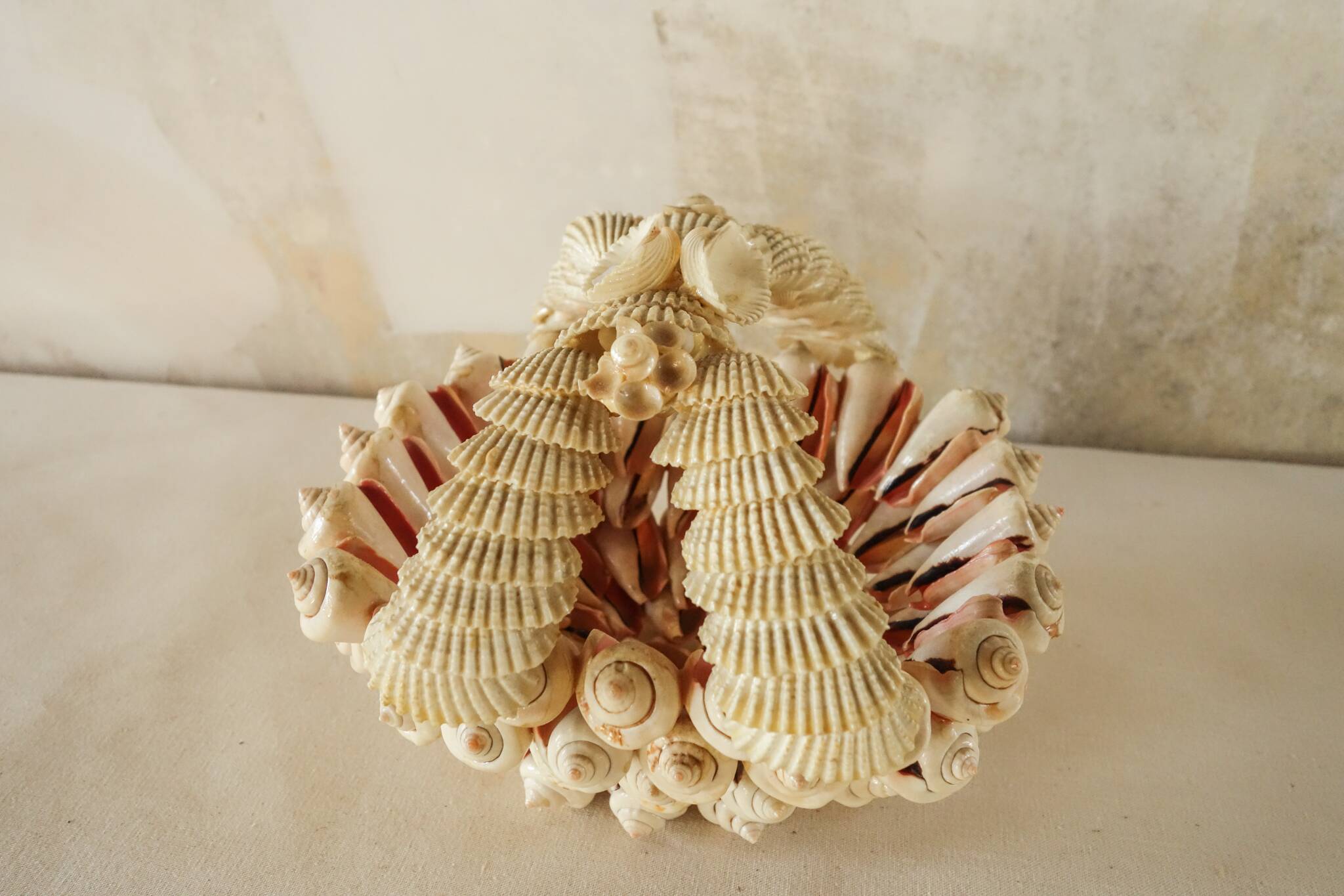 70s Shell Decorative Basket.