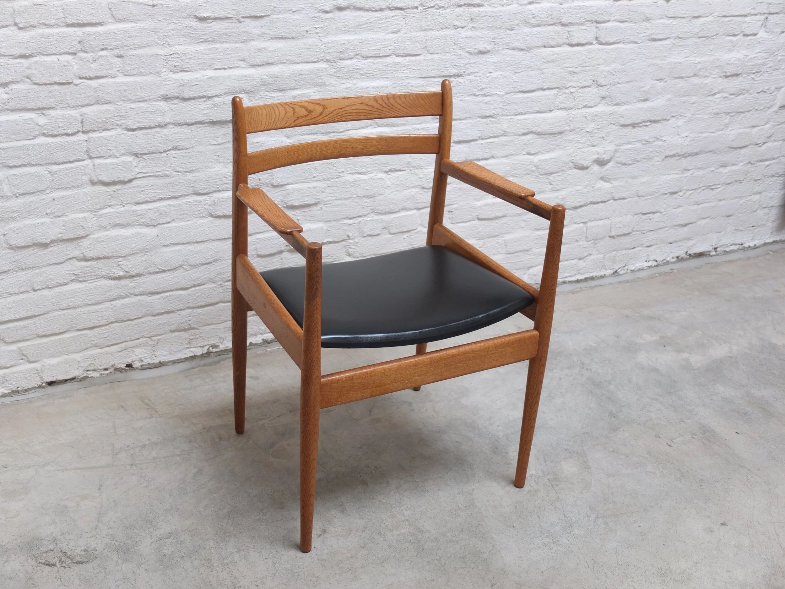 Rare armchair in oak by Jos De Mey for Van Den Berghe-Pauvers, 1960s