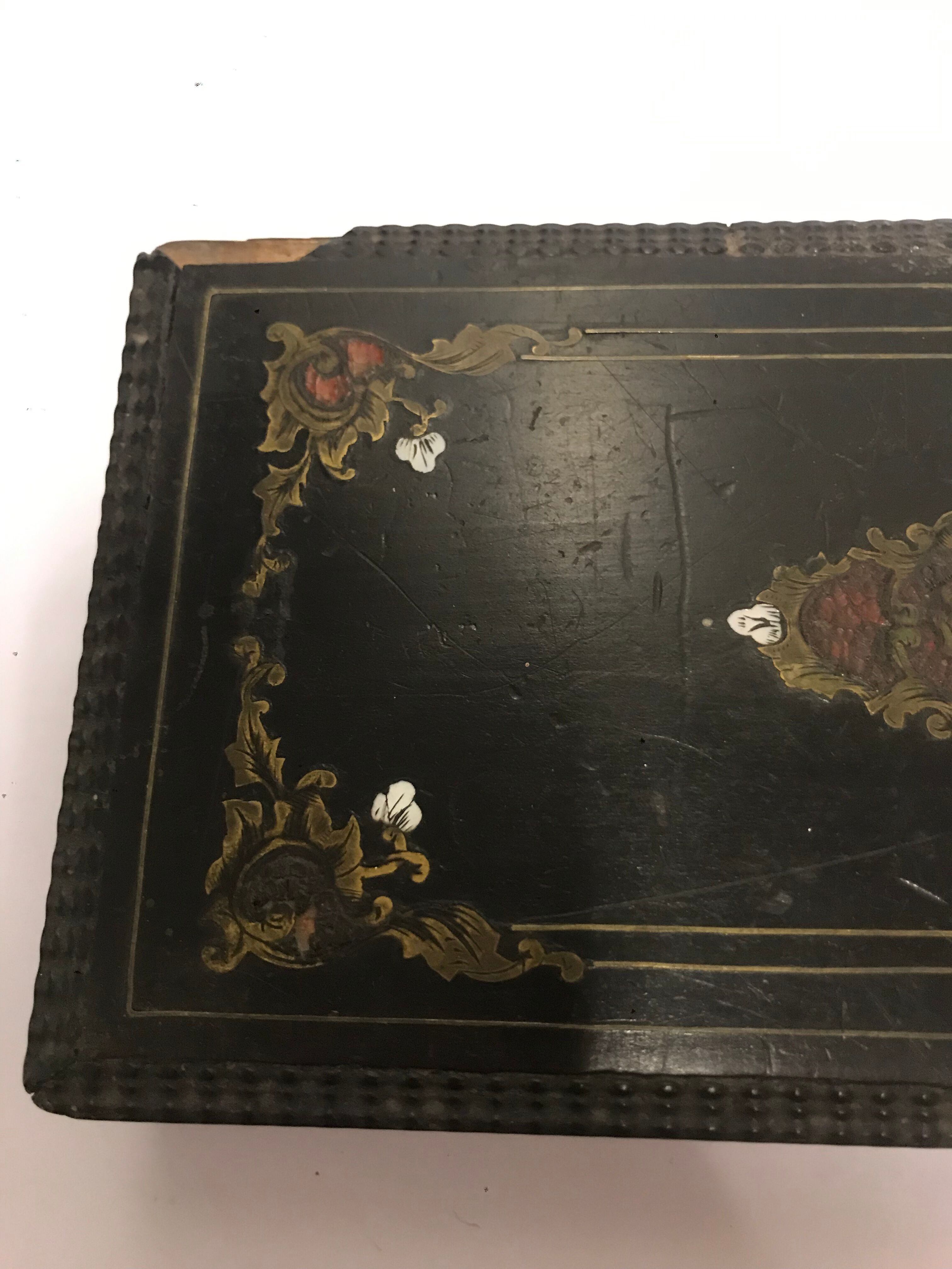 Napoleon III style box