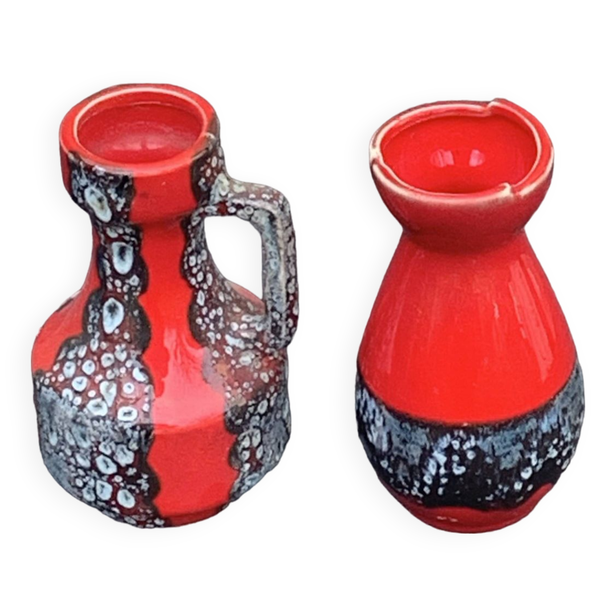 Set of two vases, soliflores in designer red and gray enameled ceramic, Vallauris style