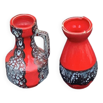 Lot de deux vases  en céramique émaillée rouge et grise, style Vallauris