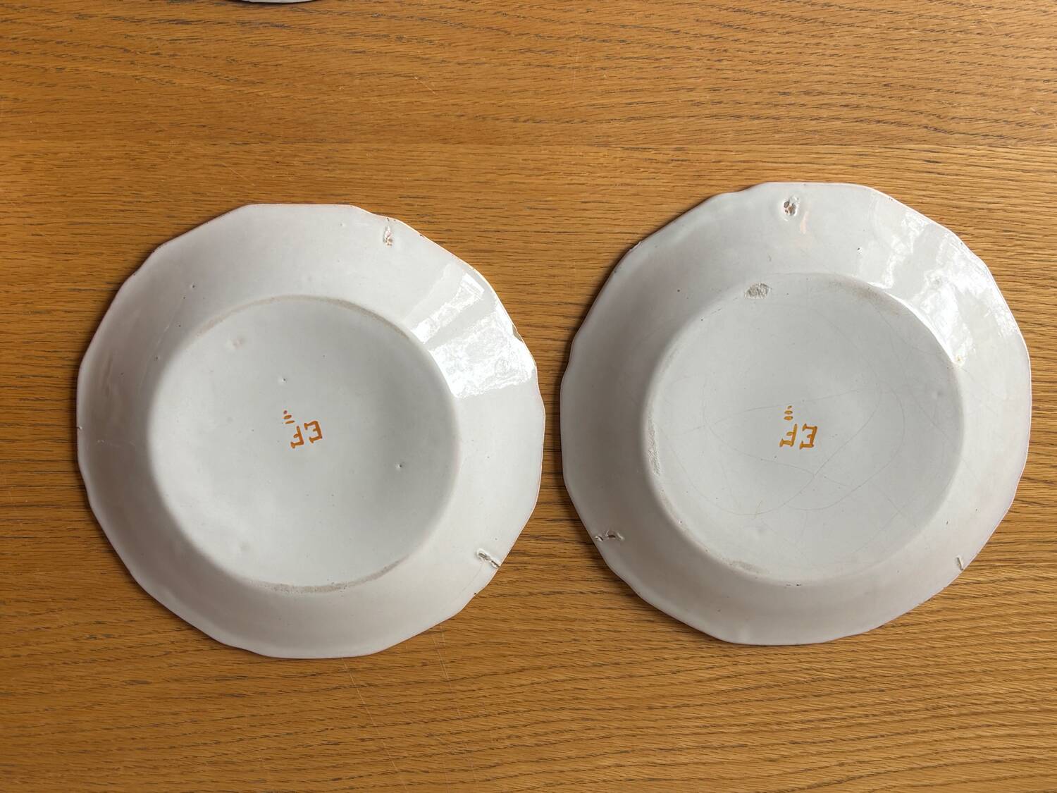 Set of 7 assorted plates