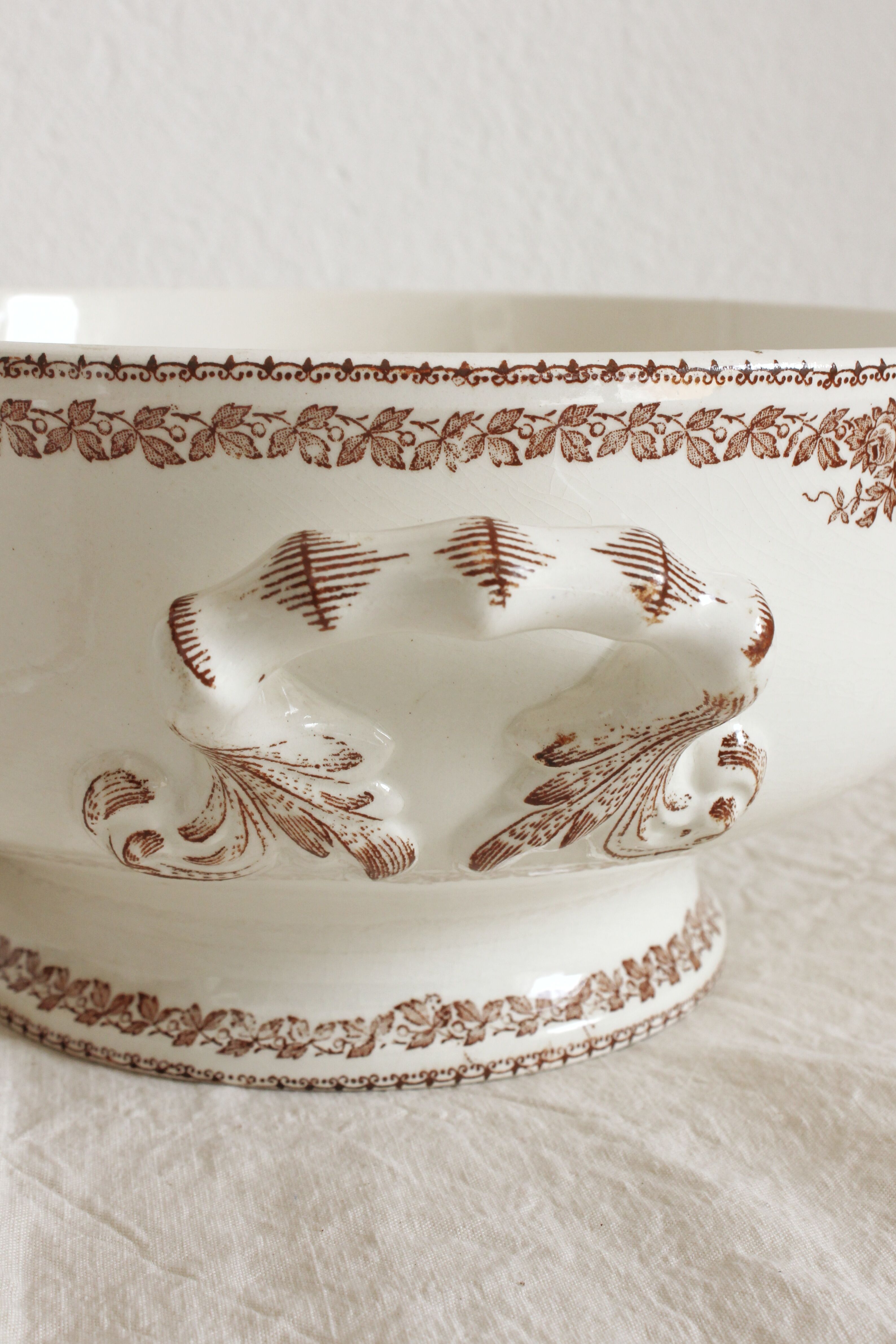 "Mireille" soup tureen from Longwy
