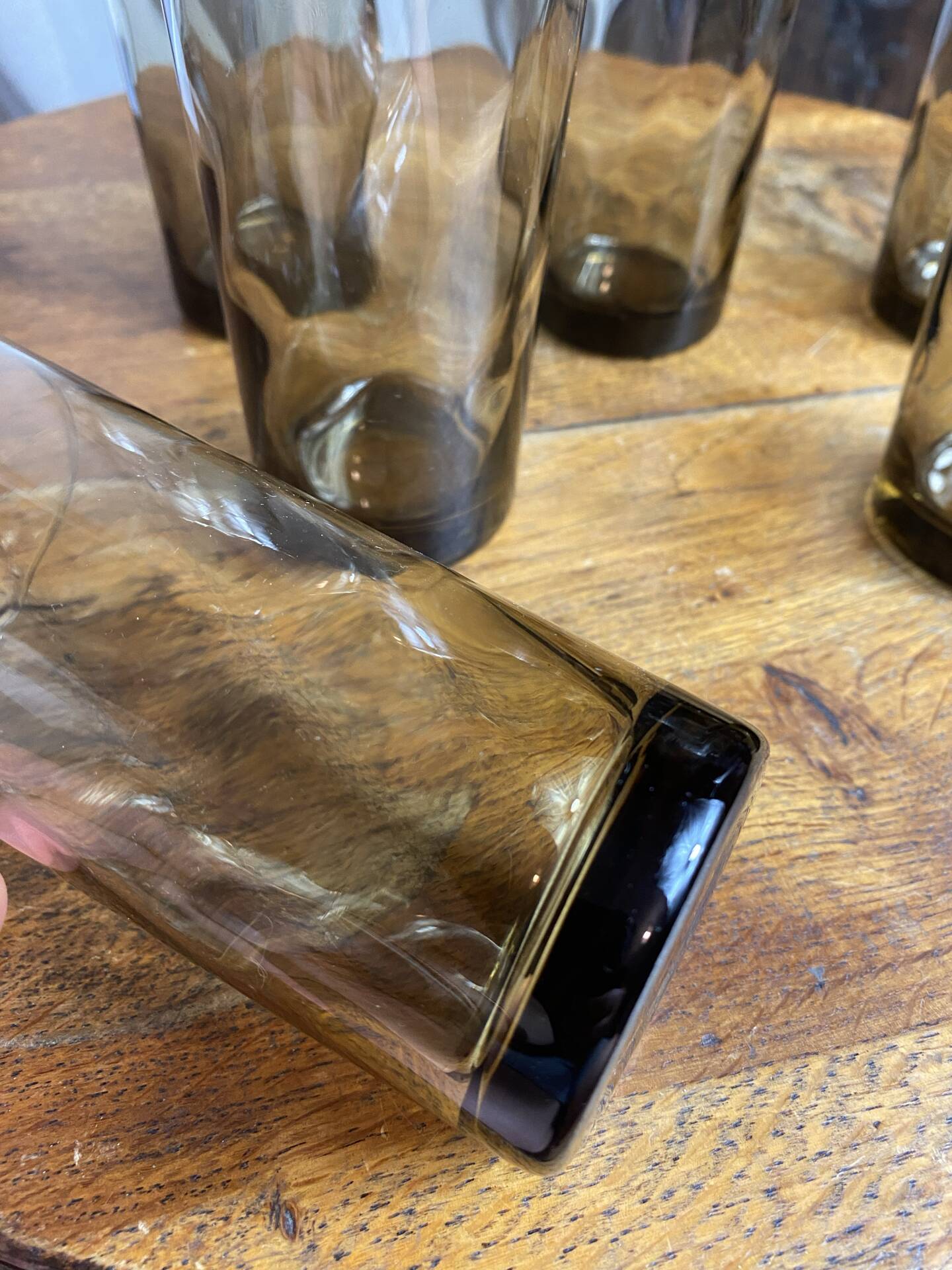 6 verres à eau en verre brun fumé, années 70
