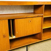 Enfilade scandinave haute en teck 1960
