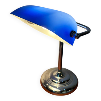 Desk lamp