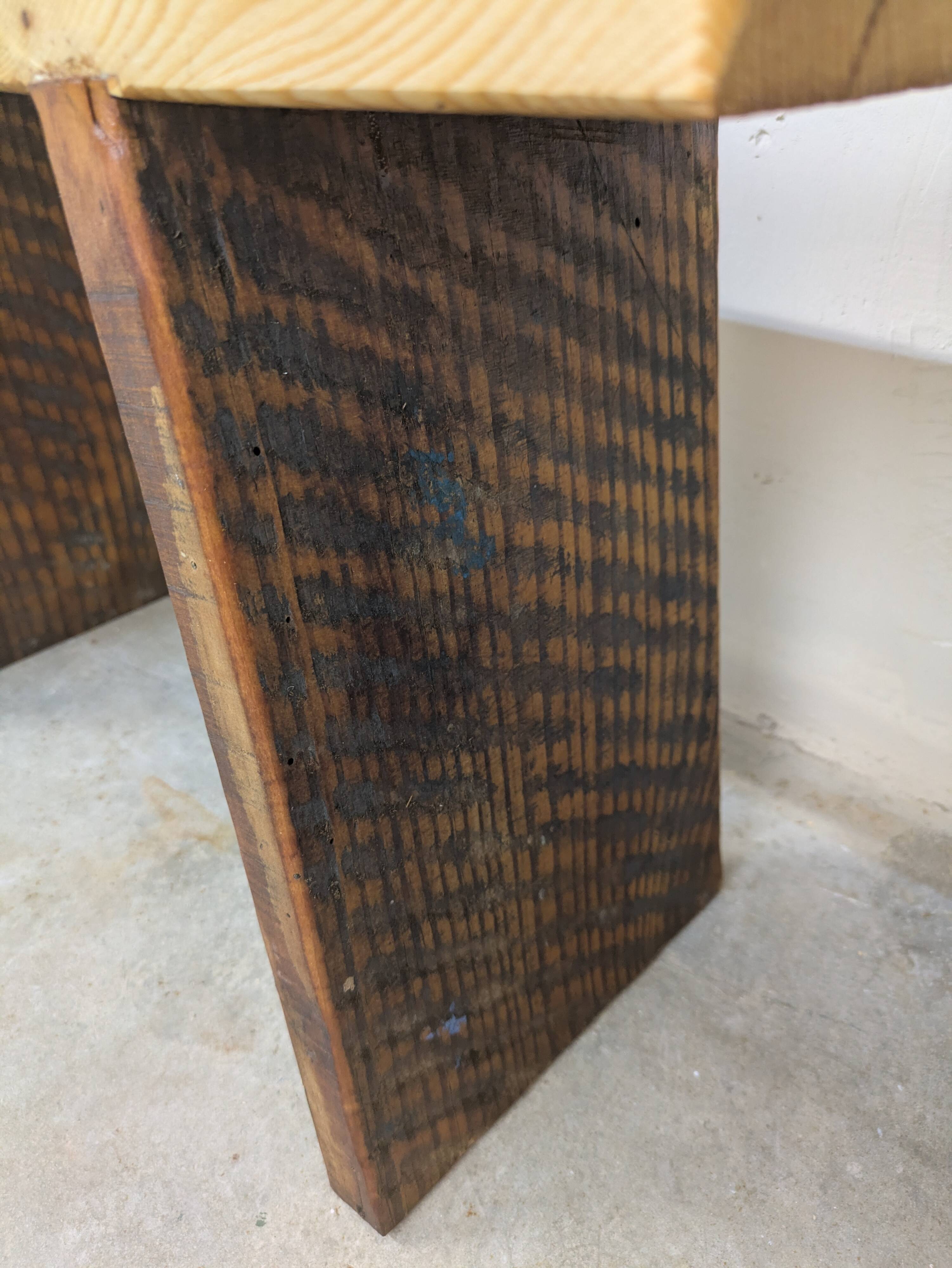 Bench / raw wood stool workshop