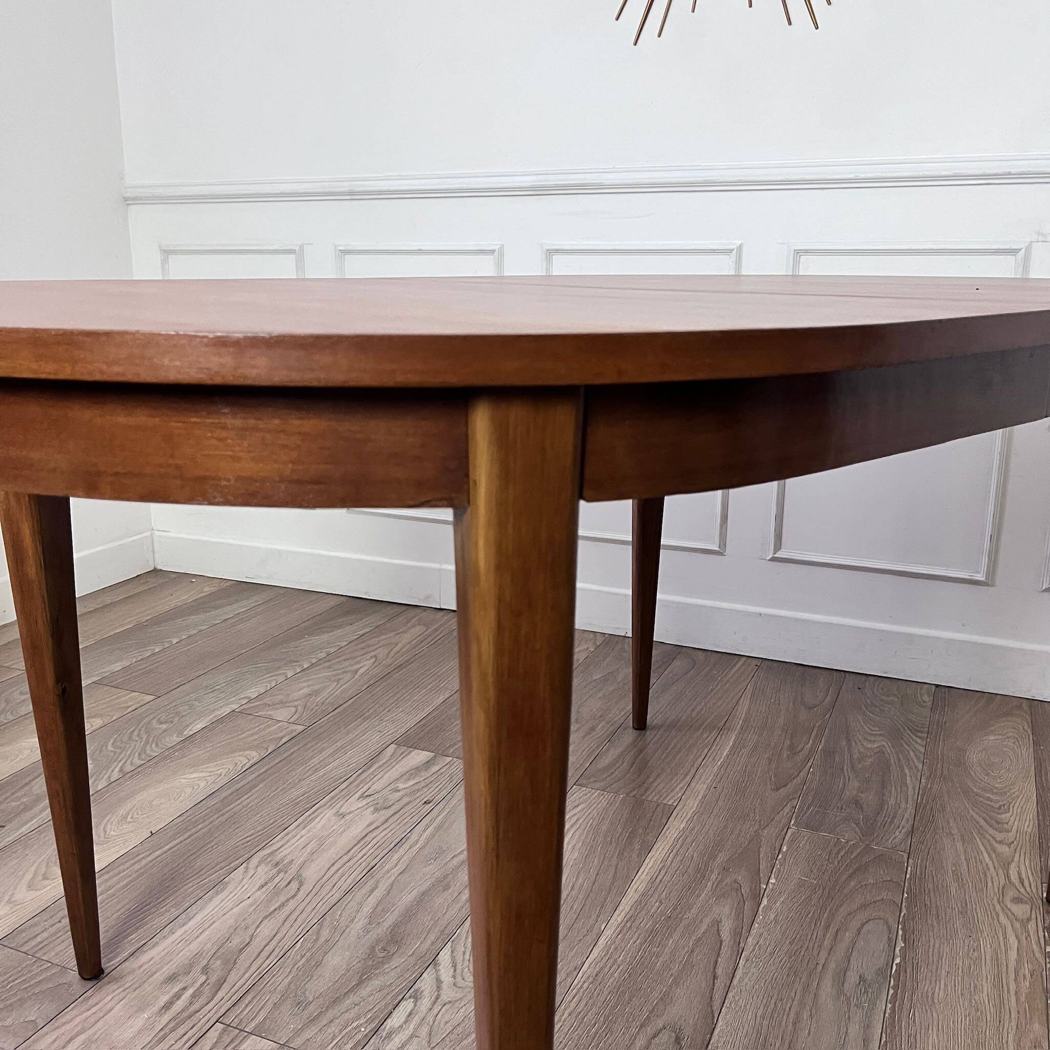 Table en teck ovale vintage