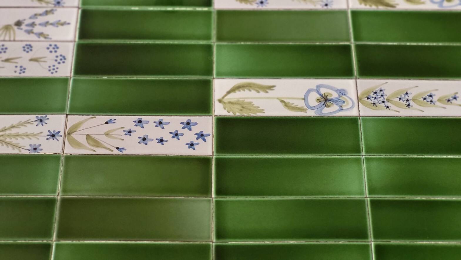 Roger Capron table in glazed green ceramic, France, vintage design.