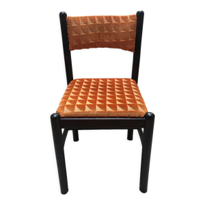 Chaise 70’s J.F mur