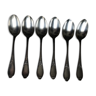 6 teaspoons of silver metal