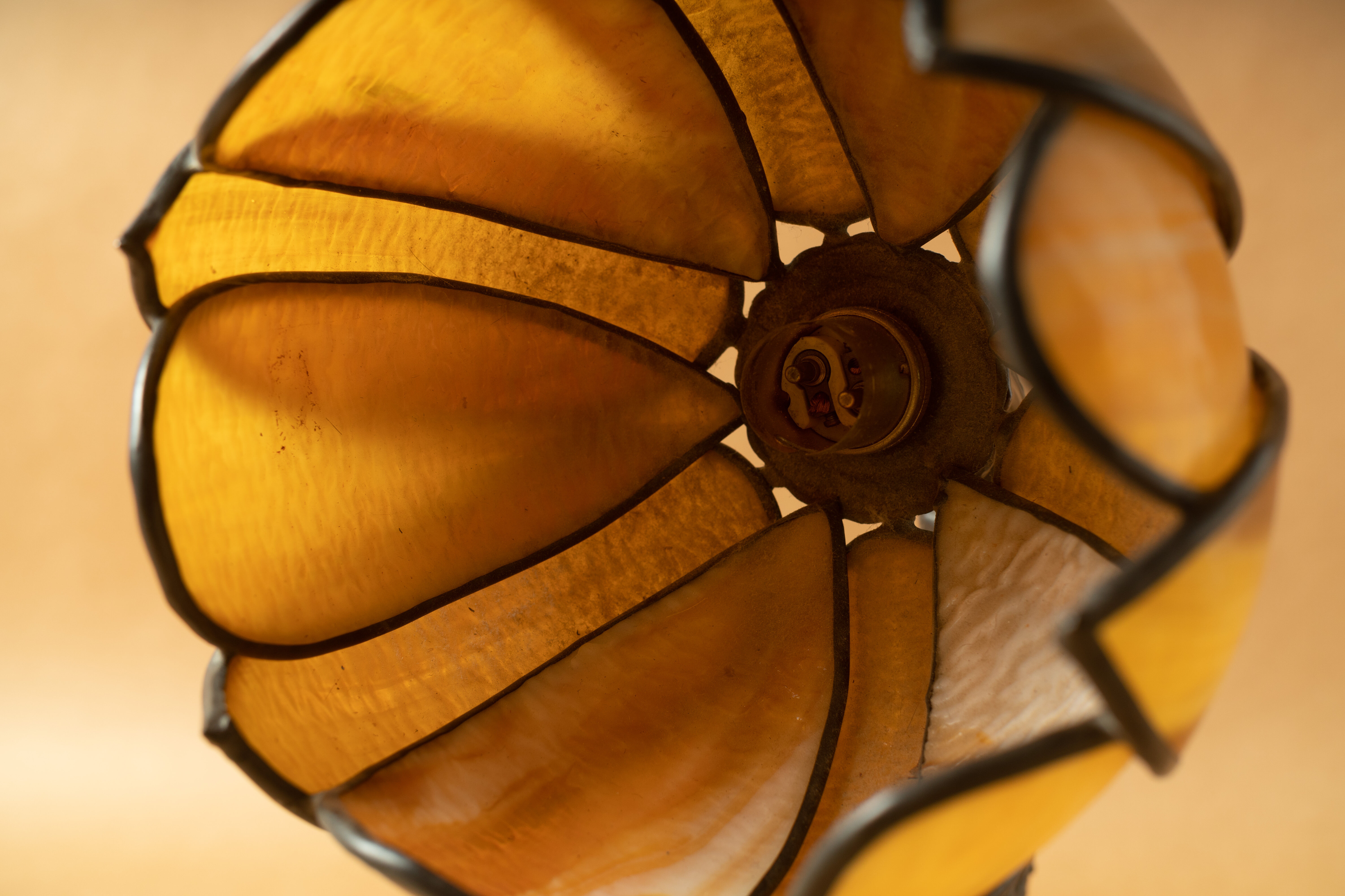 Pair lamps water lilies lotus style Tiffany vintage 90-2000