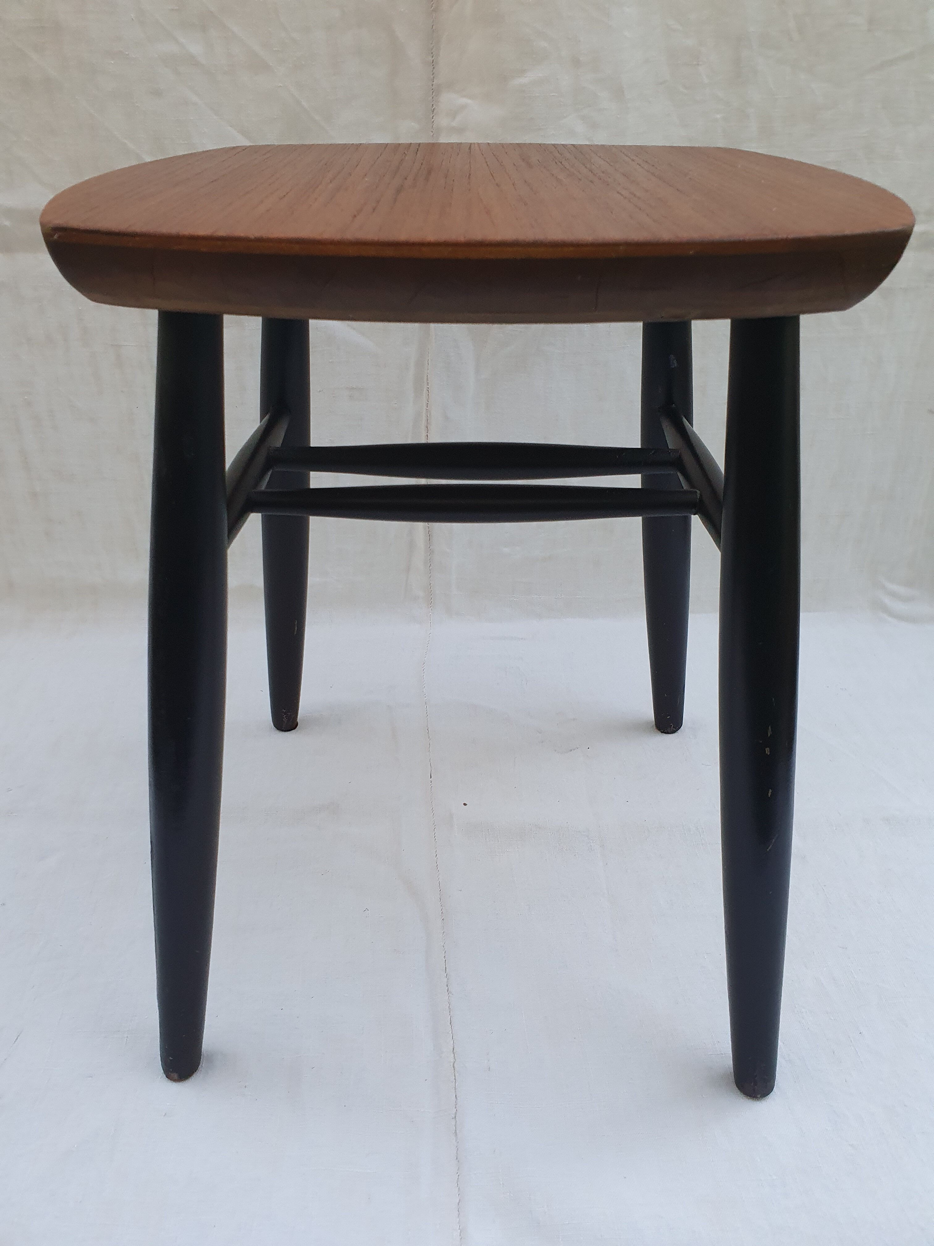 Bout de canapé style scandinave