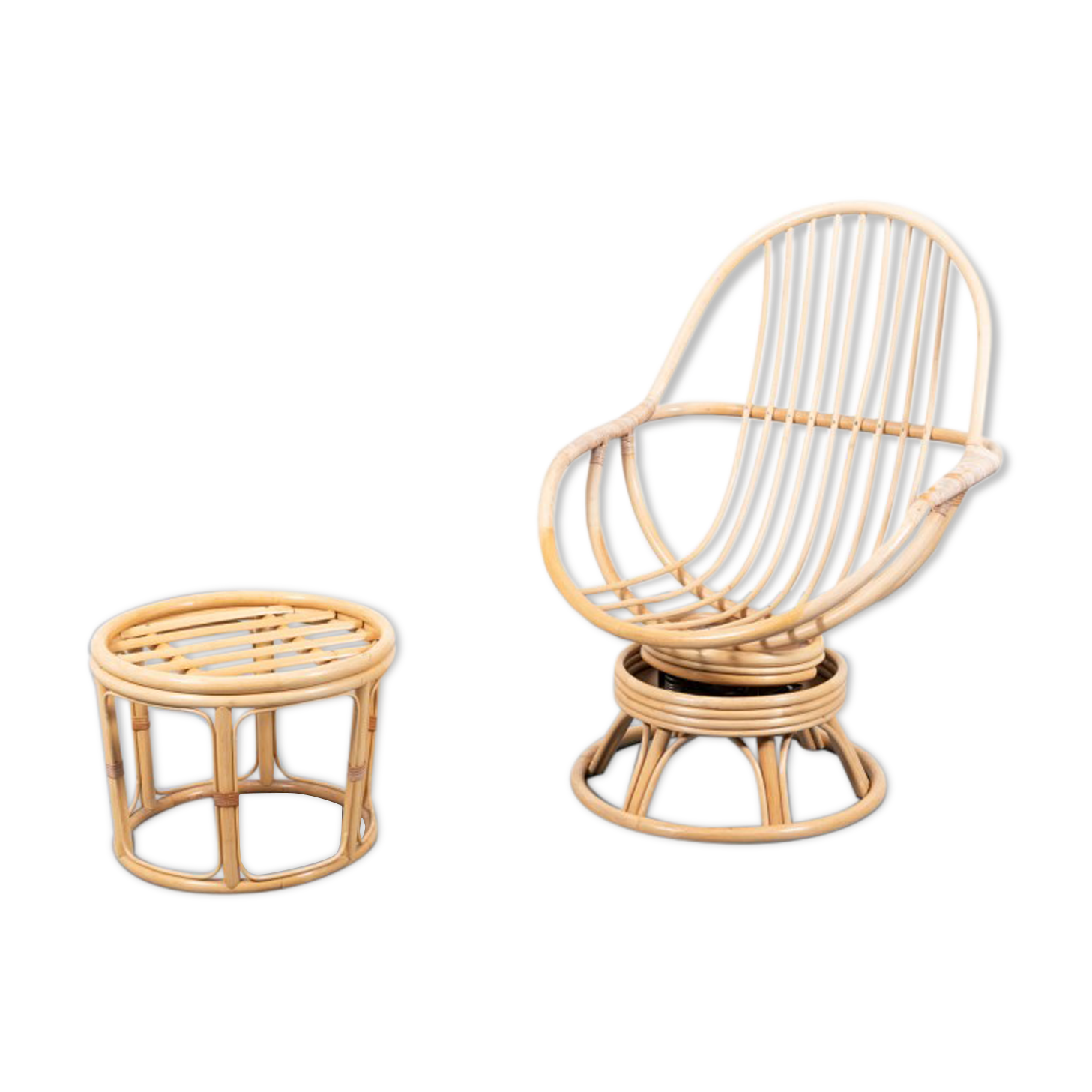 Lounge armchair with vintage bamboo side table
