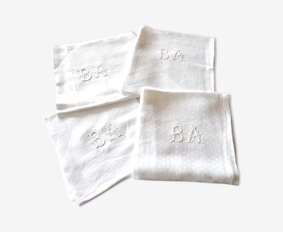 Lot de 4 serviettes de table en coton métis damassé brodé monogramme BA
