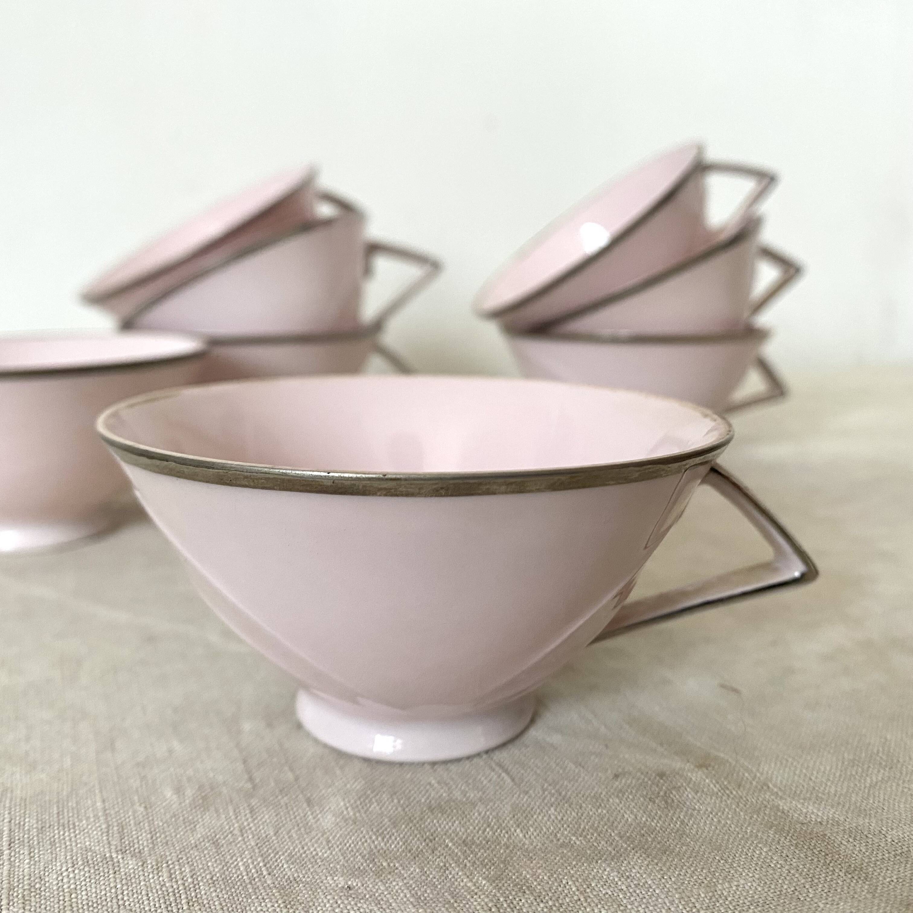 Pink art deco mugs