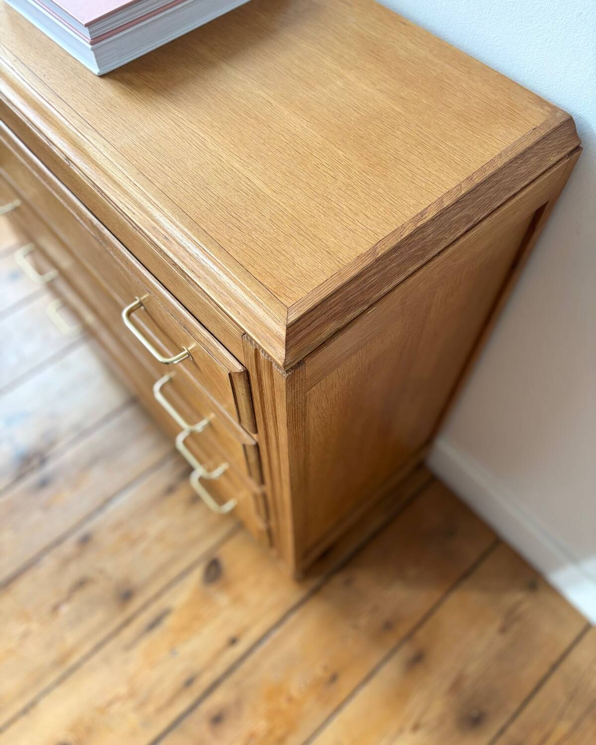 Vintage chest of drawers