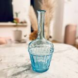 Bouteille bleue en verre