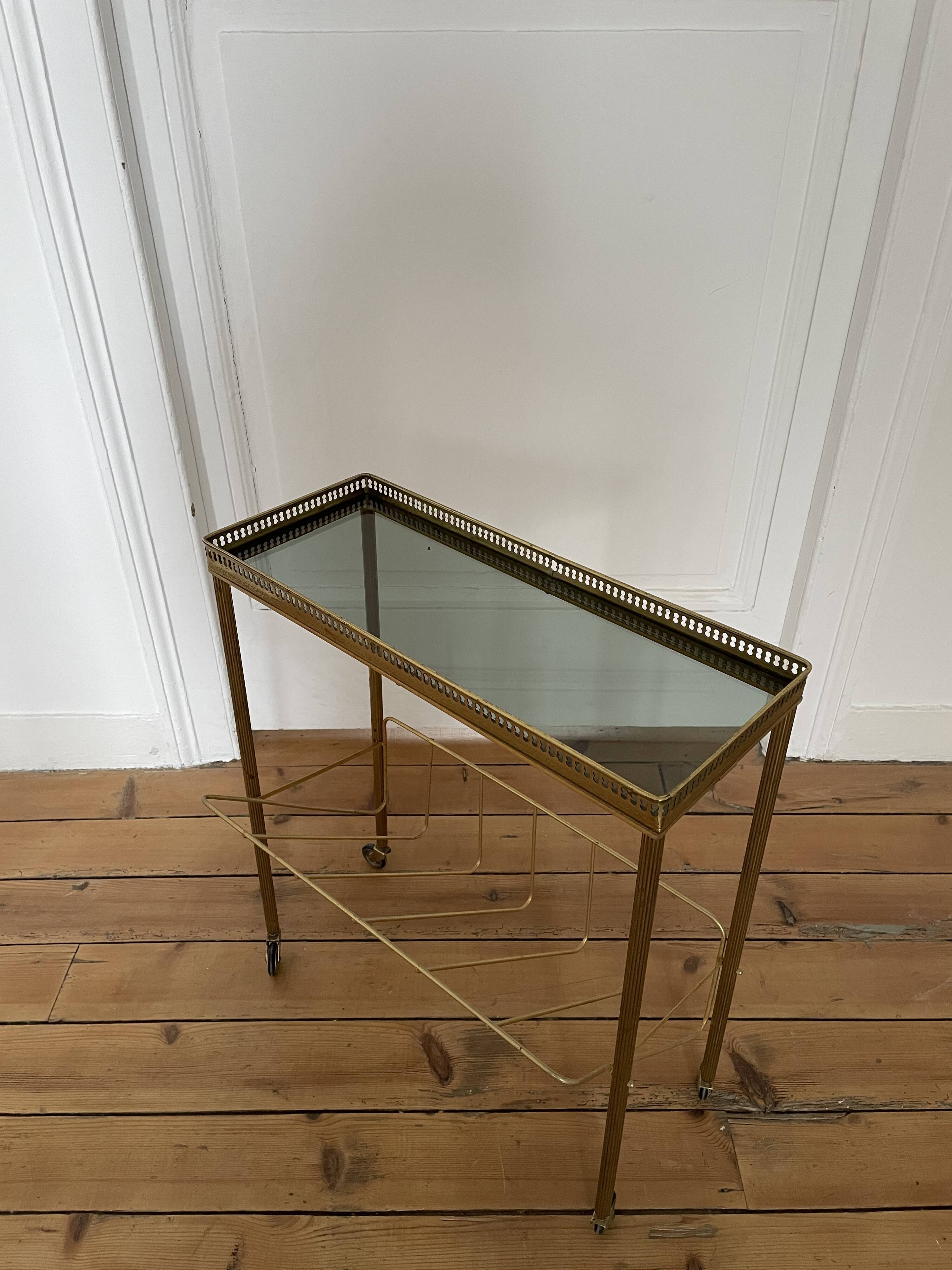 Desserte vintage, range revues, vinyles