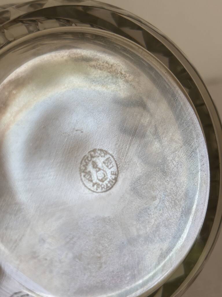 Cut crystal carafe from Baccarat – Stamped and numbered
