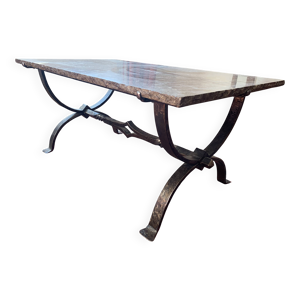 Table basse en pierre